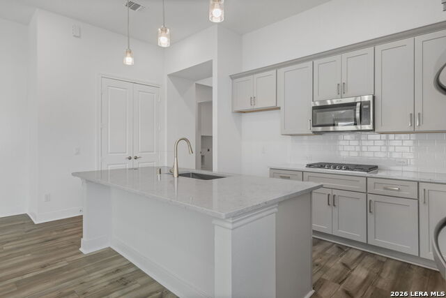 Image 18 of 23 For 12462 Nazareth