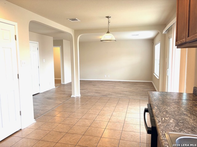 Image 8 of 27 For 118 Arcadia  