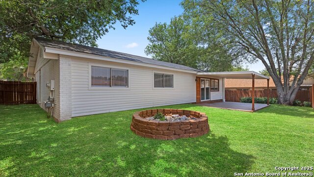 Image 24 of 30 For 5815 Freemans Farm St