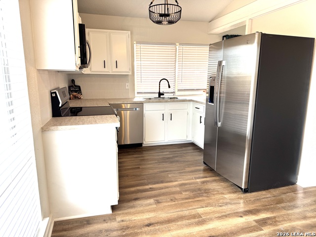 Image 5 of 30 For 5815 Freemans Farm St