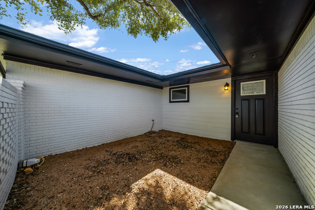 Image 27 of 30 For 192 Oriole  