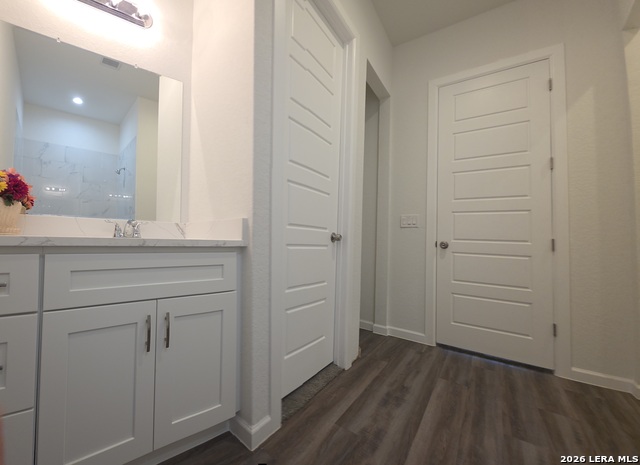 Image 28 of 33 For 203 Hatcher  