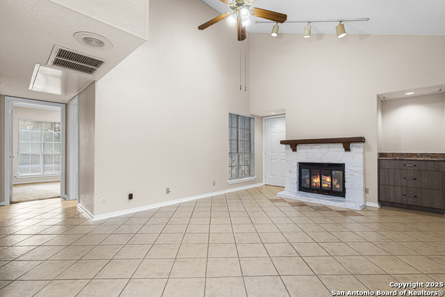 Image 3 of 22 For 14745 Babcock Rd  204