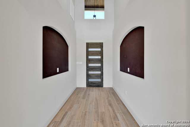 Listing photo id 2 for 105 River Bluff