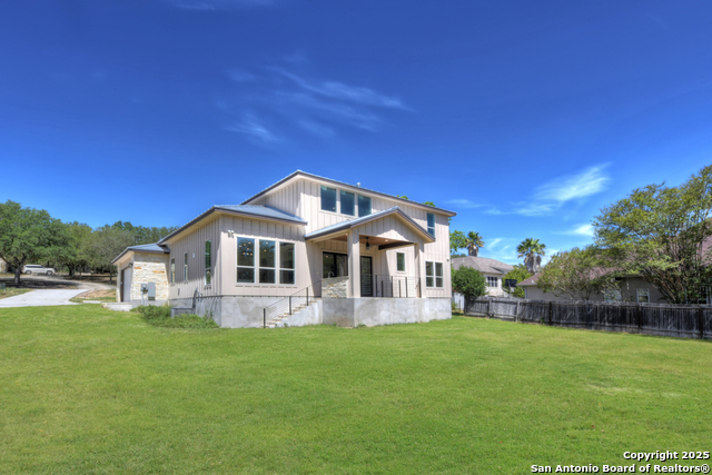 Listing photo id 38 for 105 River Bluff