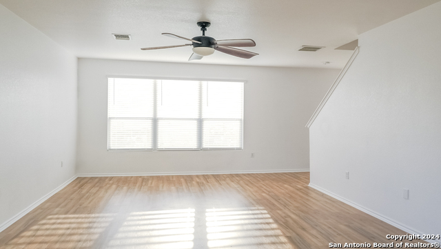 Image 4 of 15 For 8823 Mission Brook