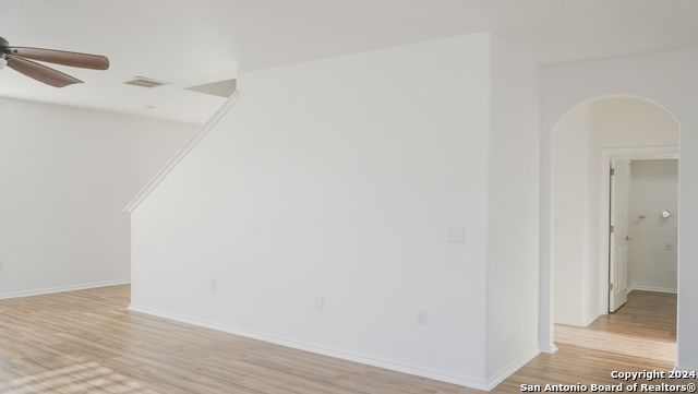 Image 5 of 15 For 8823 Mission Brook