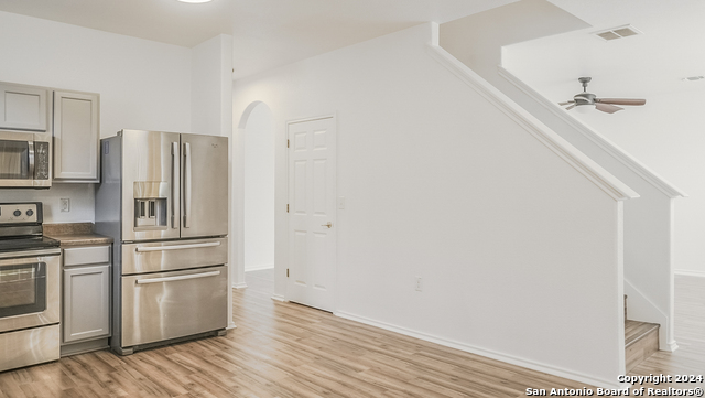 Image 8 of 15 For 8823 Mission Brook