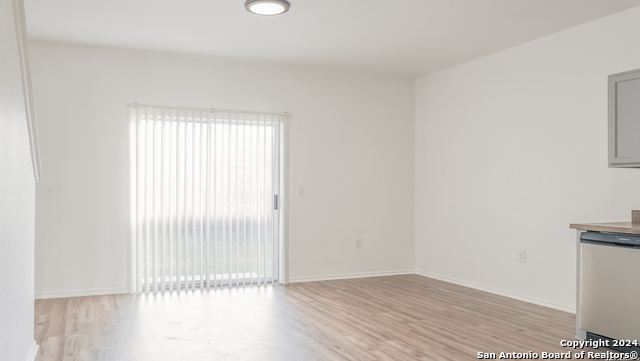 Image 9 of 15 For 8823 Mission Brook