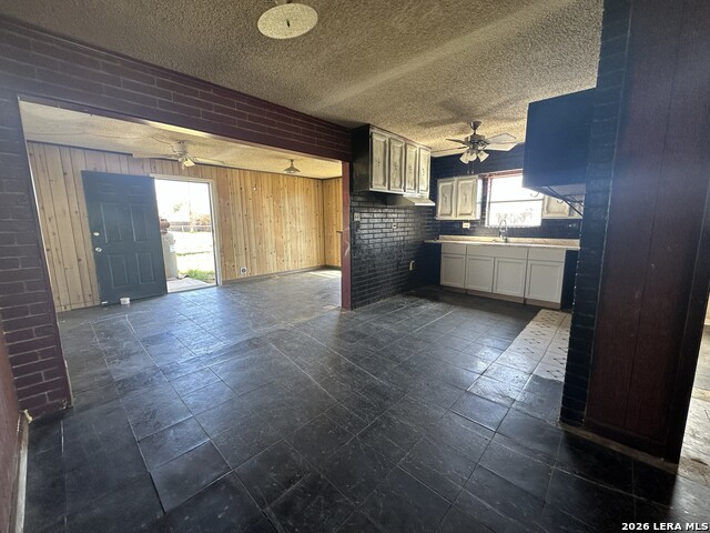 Image 12 of 15 For 237 Kelly St