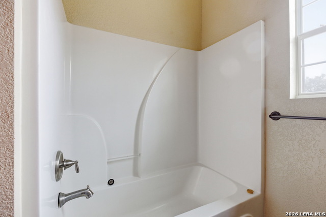 Image 11 of 14 For 414 Harl St  