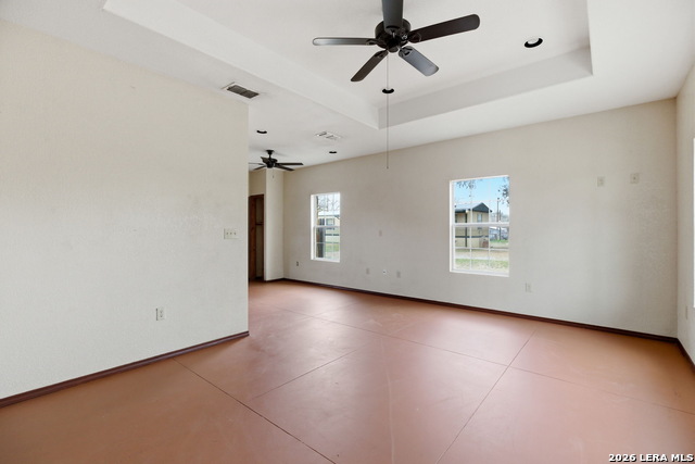 Image 4 of 14 For 414 Harl St  