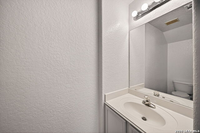 Image 18 of 32 For 9007 Tezel Point