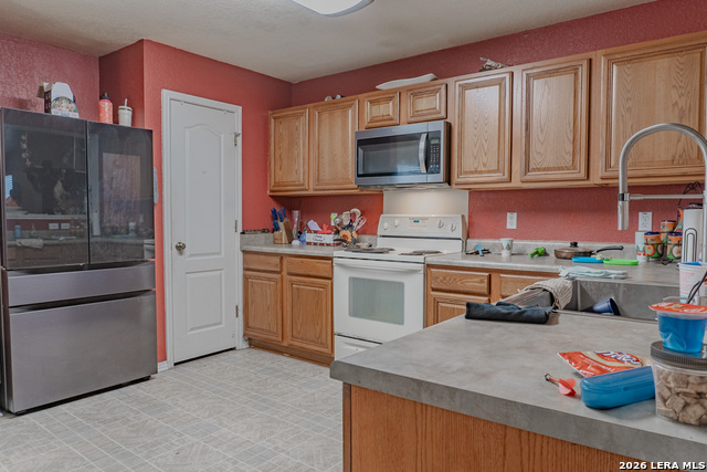 Image 16 of 31 For 11211 Ancient Coach