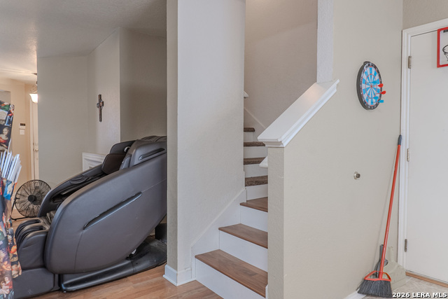 Image 17 of 31 For 11211 Ancient Coach