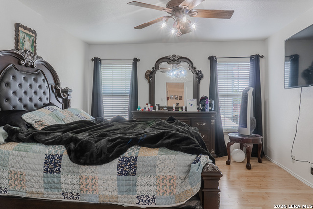 Image 19 of 31 For 11211 Ancient Coach