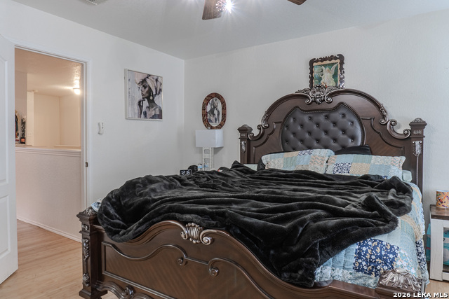 Image 20 of 31 For 11211 Ancient Coach