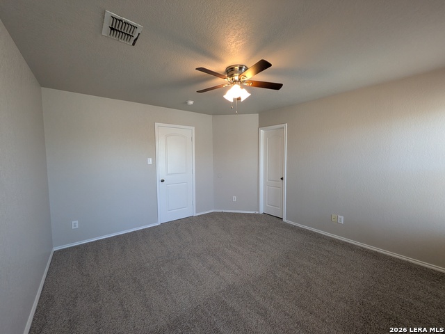 Image 29 of 39 For 4714 Roxio Dr