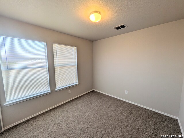 Image 33 of 39 For 4714 Roxio Dr