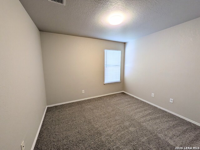 Image 35 of 39 For 4714 Roxio Dr