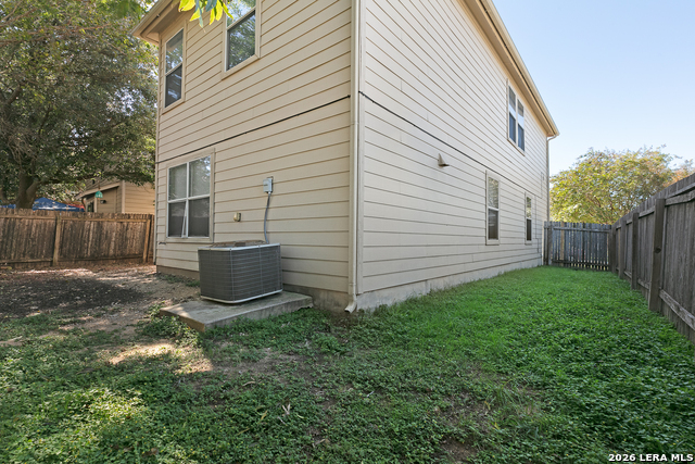 Image 39 of 39 For 4714 Roxio Dr