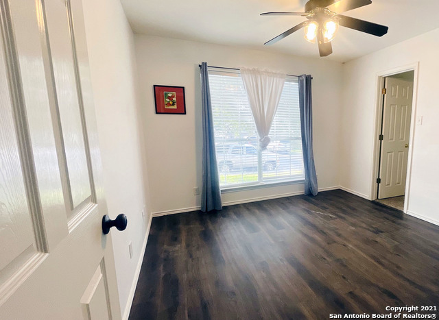 Image 8 of 12 For 10335 Tiger Hunt