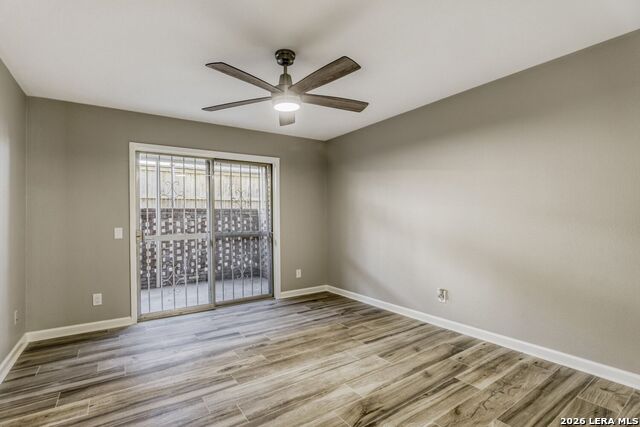 Image 17 of 27 For 8033 New Braunfels N # 100a