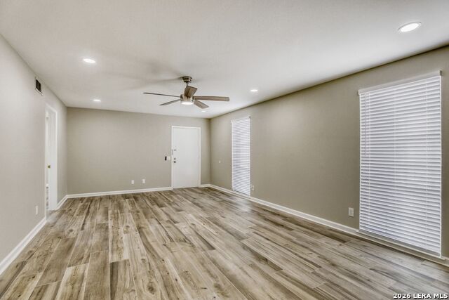 Image 5 of 27 For 8033 New Braunfels N # 100a