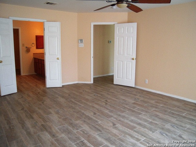 Image 16 of 25 For 4223 Whitney Green