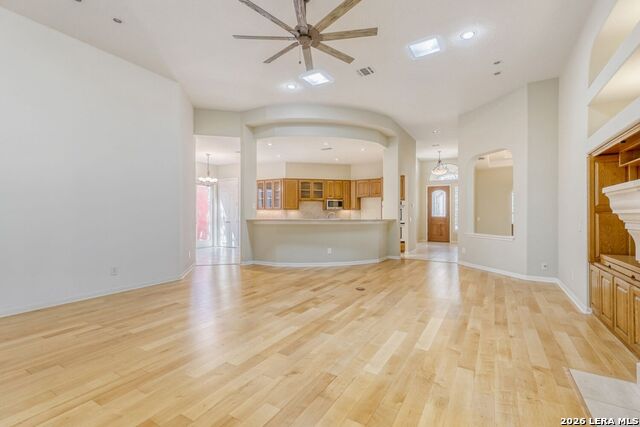 Image 6 of 25 For 34 Roseheart