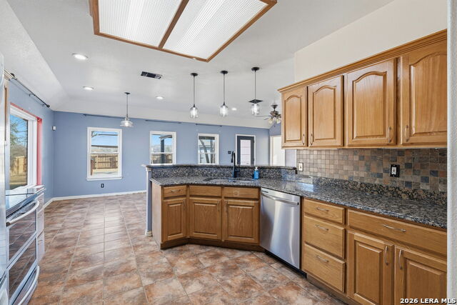 Image 10 of 26 For 2104 Geneva  