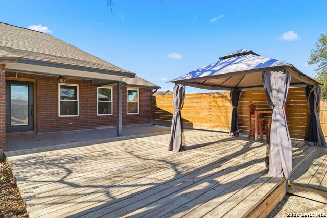 Image 21 of 26 For 2104 Geneva  