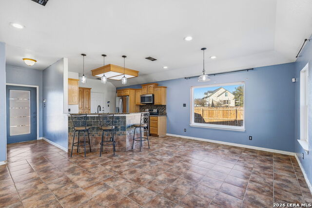 Image 6 of 26 For 2104 Geneva  