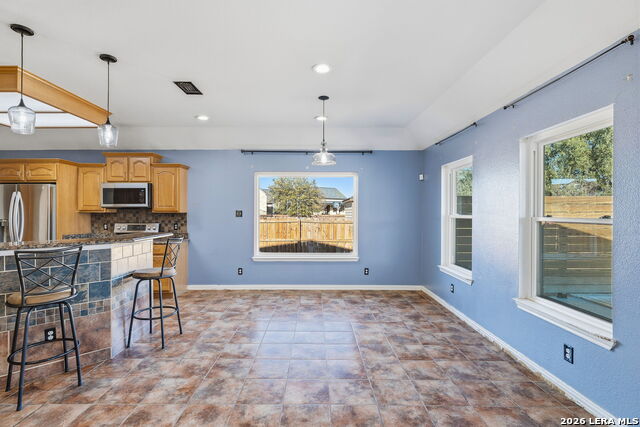 Image 7 of 26 For 2104 Geneva  