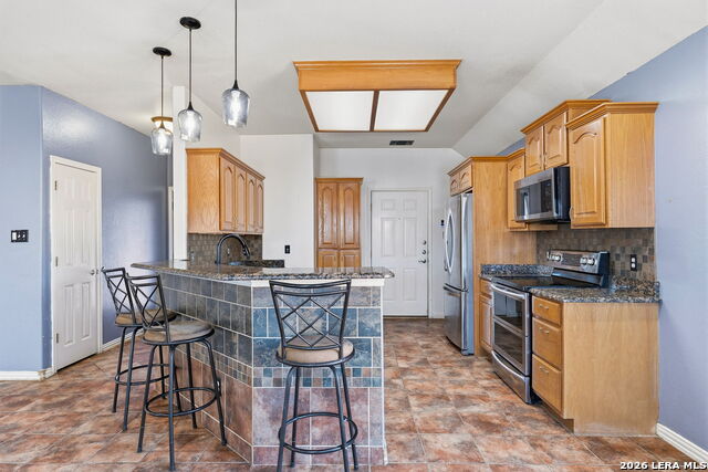 Image 8 of 26 For 2104 Geneva  