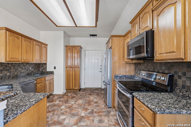 Image 9 of 26 For 2104 Geneva  