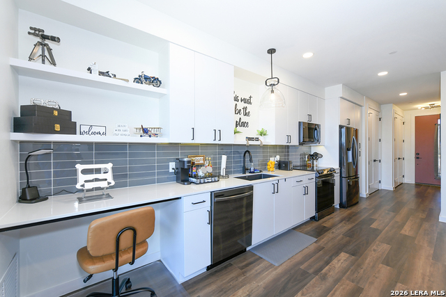 Image 3 of 19 For 2165 Gabriels Place  1212