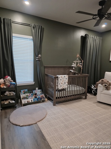 Image 14 of 28 For 511 Woodlawn Avenue E