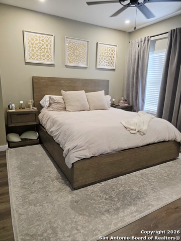 Image 8 of 28 For 511 Woodlawn Avenue E