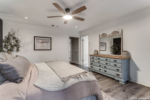 Image 22 of 45 For 24810 Broken Trail