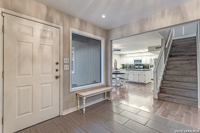 Image 5 of 45 For 24810 Broken Trail