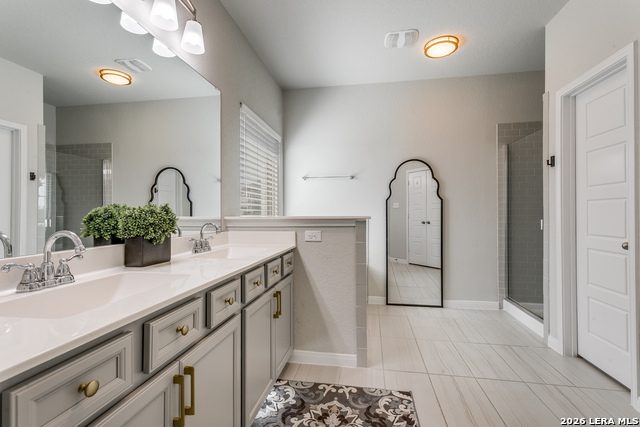 Image 17 of 35 For 664 Colt  