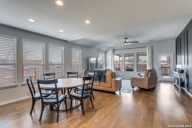 Image 23 of 35 For 664 Colt  