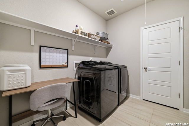 Listing photo id 19 for 3016 Toscana