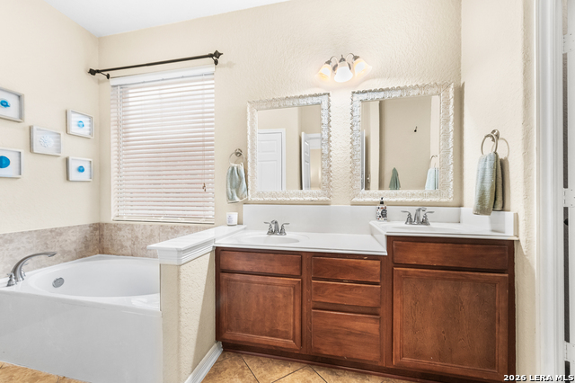 Image 14 of 22 For 2419 Cortona Mist