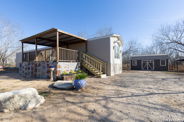 Details for 869 & 873 County Road 773, Devine, TX 78016