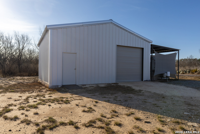 Image 33 of 42 For 869 & 873 County Road 773