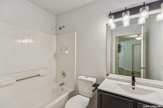 Image 10 of 34 For 10319 Grand Club