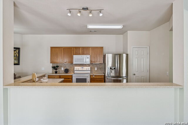 Image 27 of 34 For 10319 Grand Club