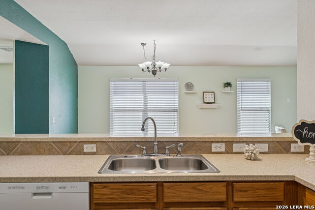 Image 28 of 34 For 10319 Grand Club